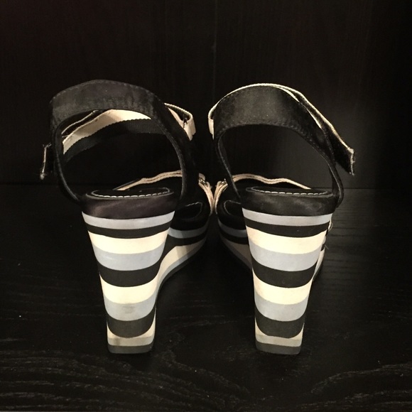 Coach Wedge Sandals - Picture 3 of 4